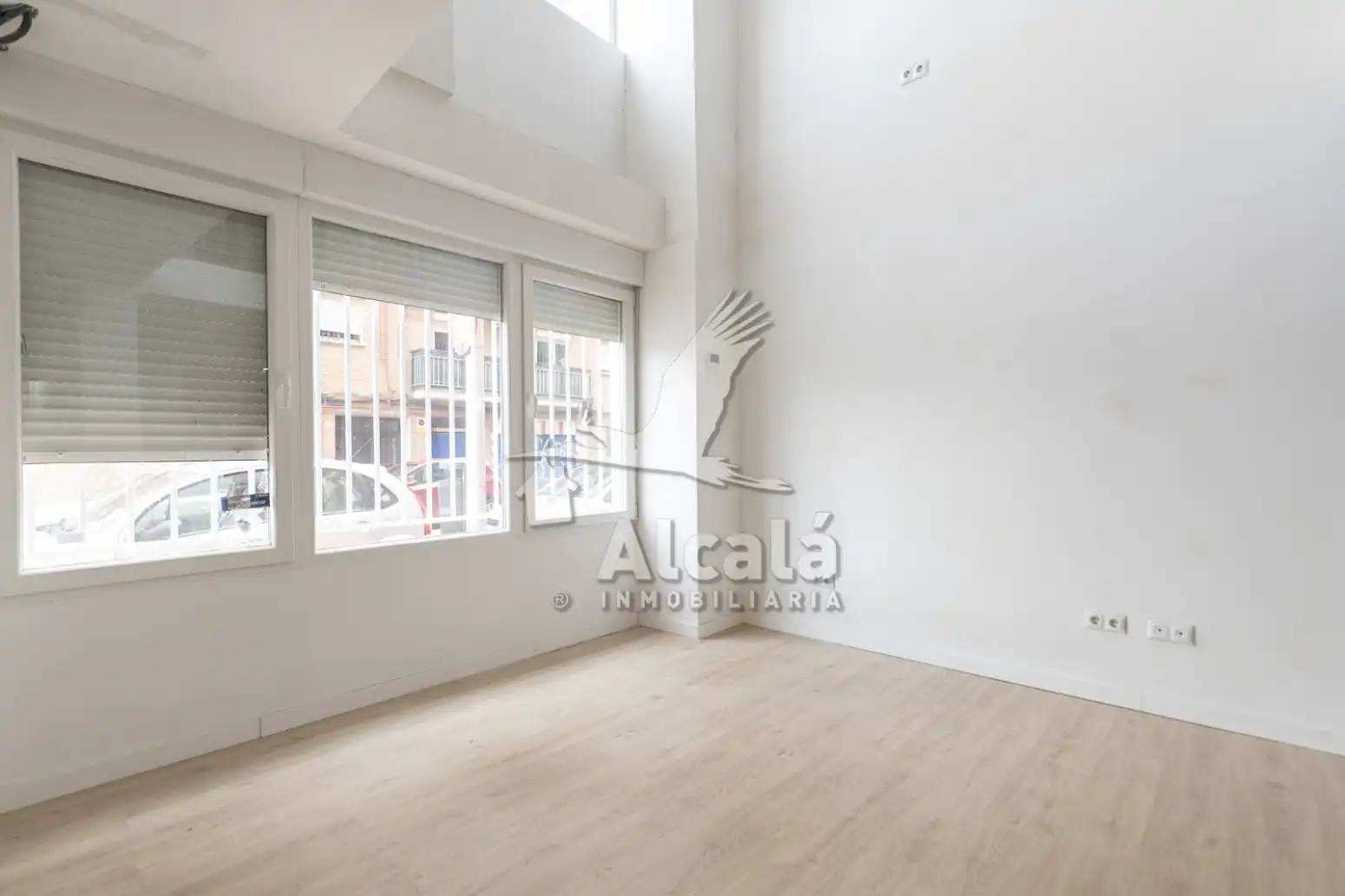 Local en venta en Alcalá de Henares con Aire acondicionado