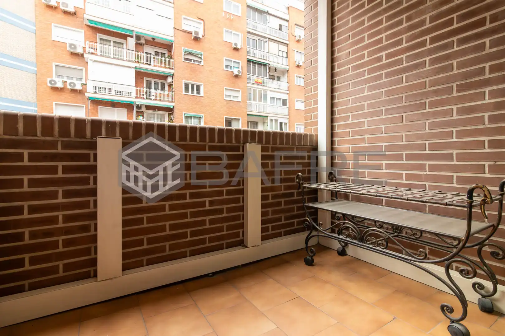 Flat for sale in Adelfas
