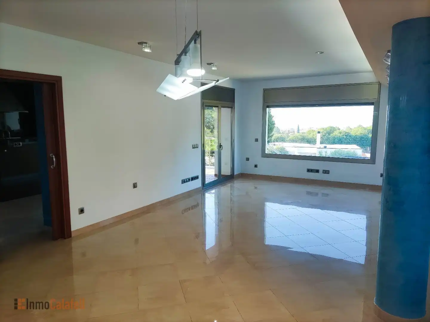 Comedor de Casa o chalet en venta en Calafell con Aire acondicionado, Calefacción y Jardín privado