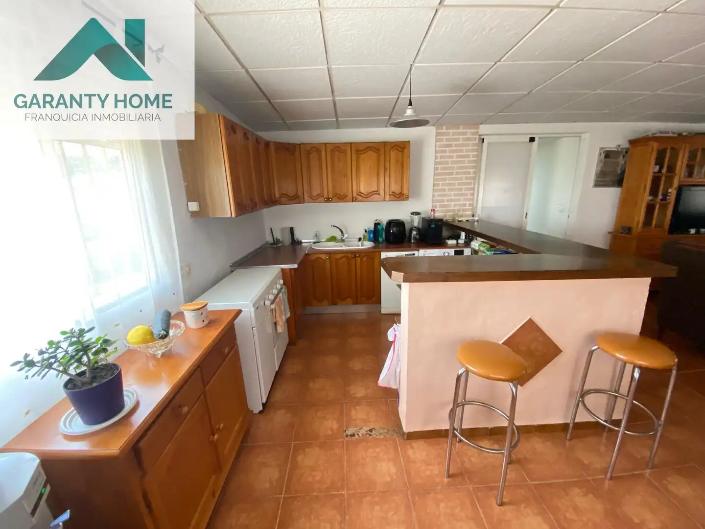 Cuina de Casa o xalet en venda en Torredonjimeno amb Aire condicionat, Jardí privat i Terrassa