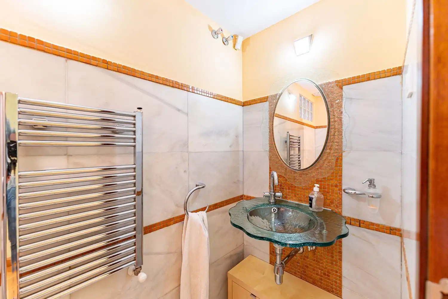 Baño de Casa o chalet en venta en Nuevo Baztán con Aire acondicionado, Jardín privado y Terraza