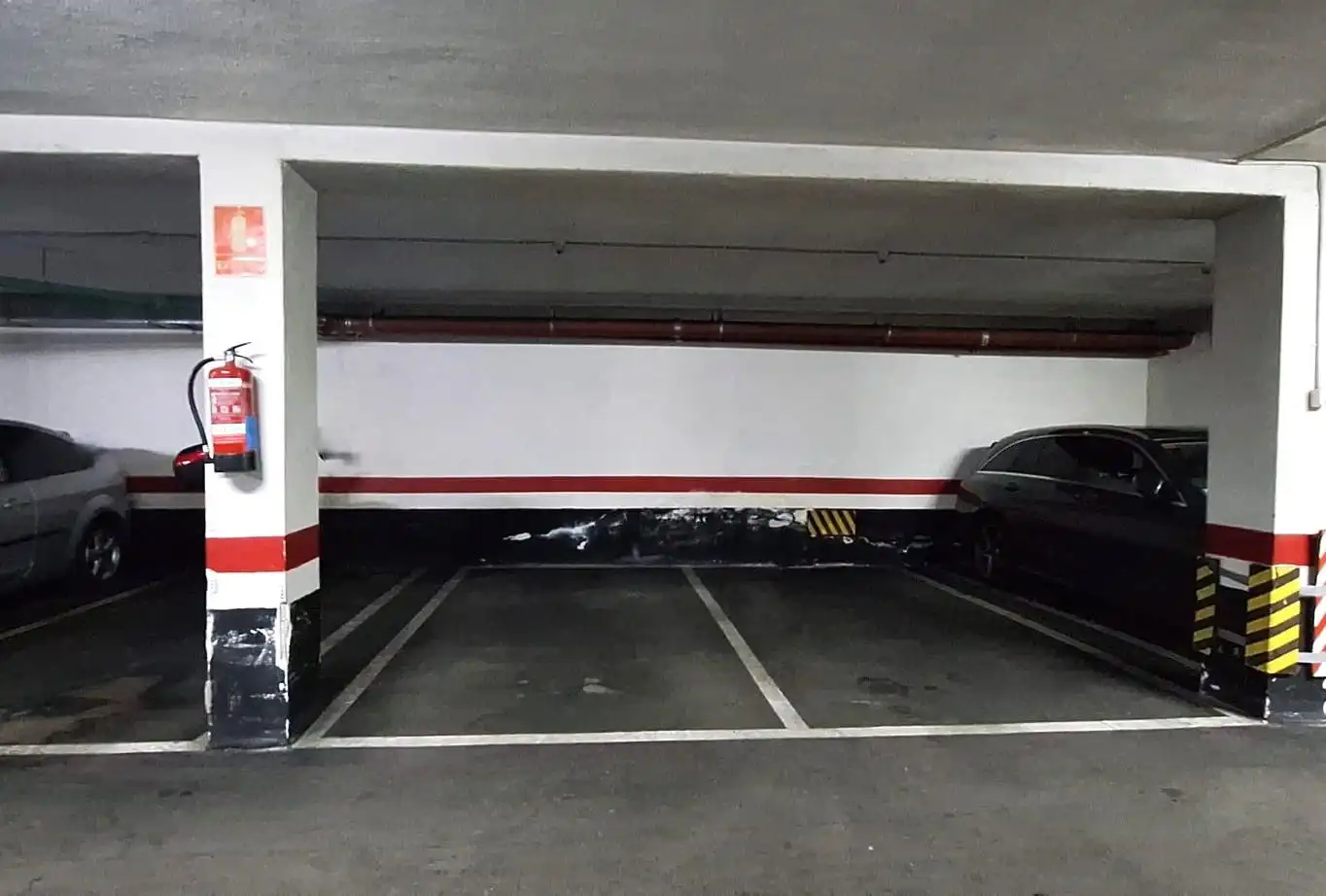 Parking de Piso en venta en Barakaldo  con Calefacción y Trastero