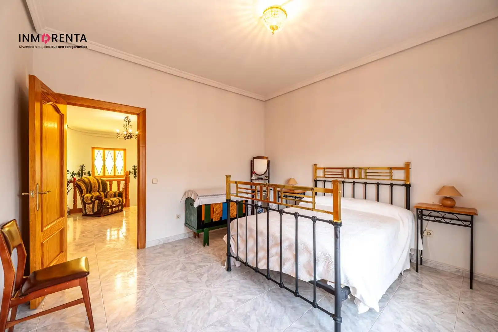 Habitación de Casa adosada en venta en La Mata con Calefacción, Terraza y Amueblado