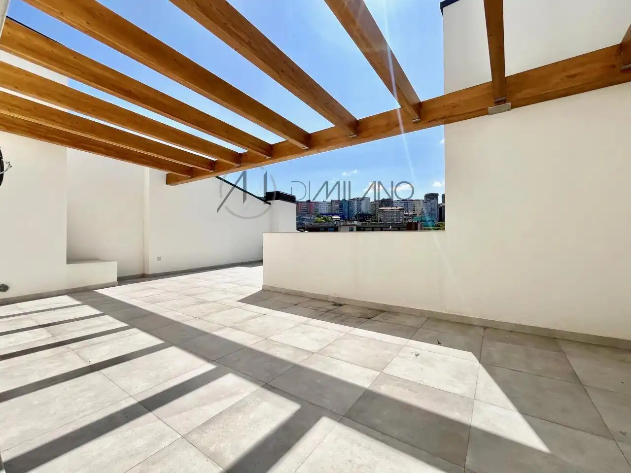 Terraza de Ático en venta en Vigo  con Calefacción