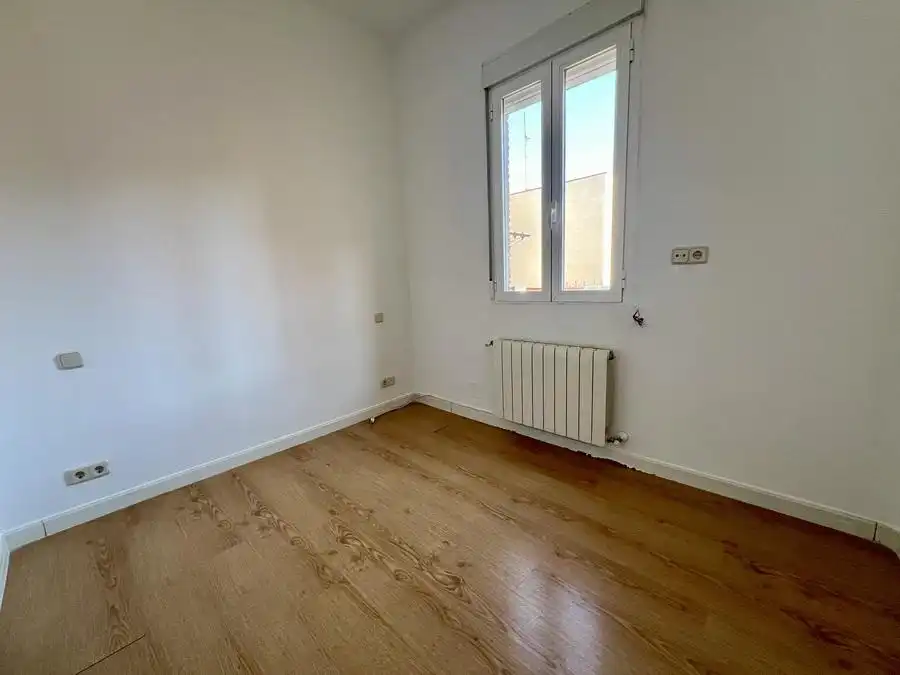 Bedroom of Flat for sale in Ciudad Lineal