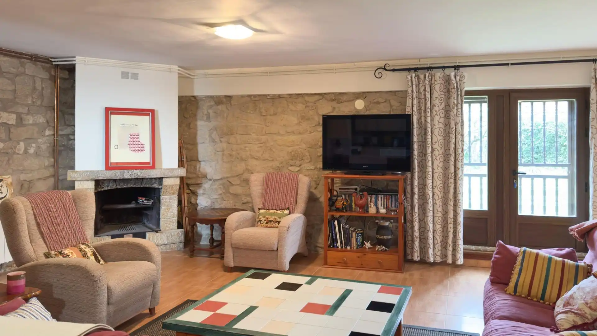 Sala de estar de Casa o chalet en venta en Baños de Rioja con Calefacción, Jardín privado y Terraza