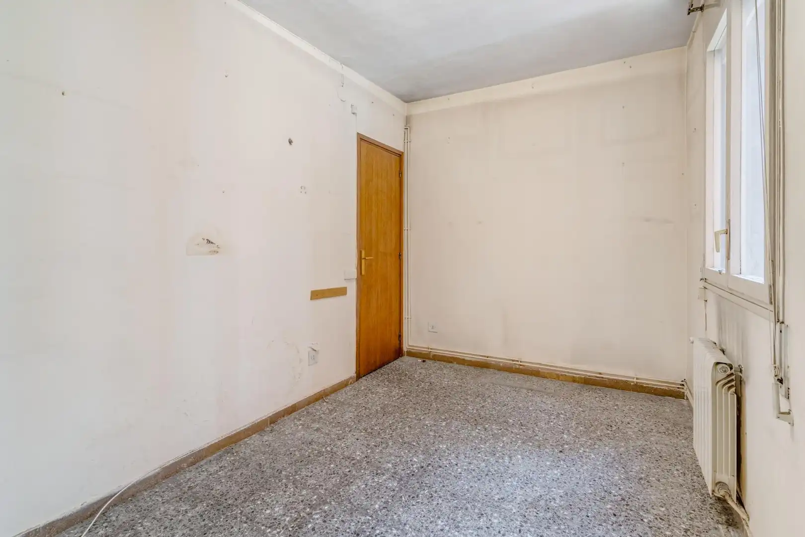 Flat for sale in Barcelona  with Air Conditioner, Heating and Terrace