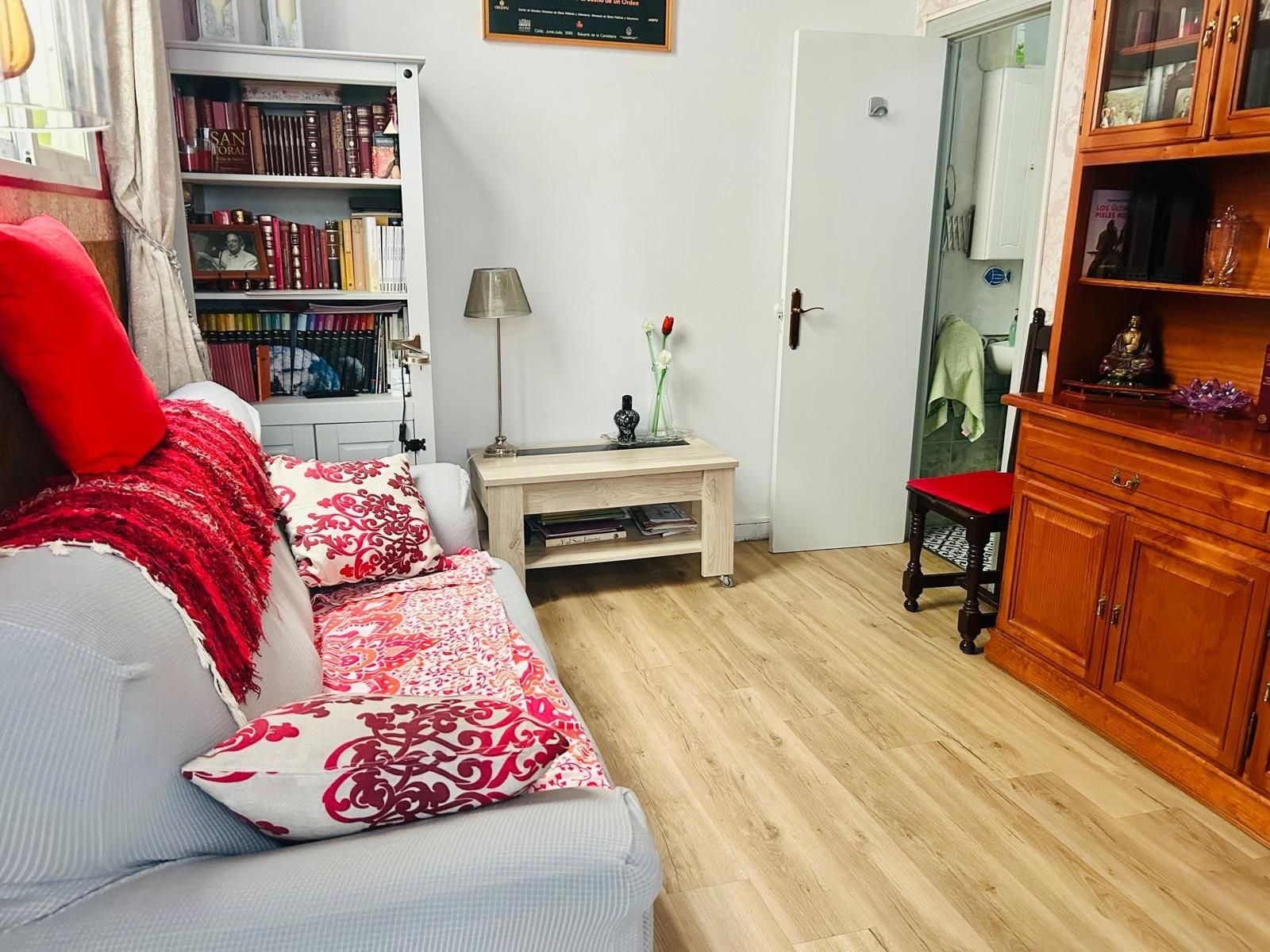 Sala d'estar de Pis en venda en  Cádiz Capital