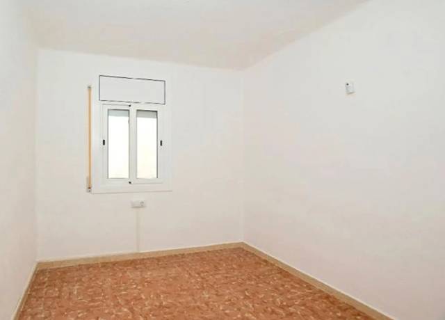 Piso en Venta en Carrer de Cantarell en Carretera de Vic  - Remei