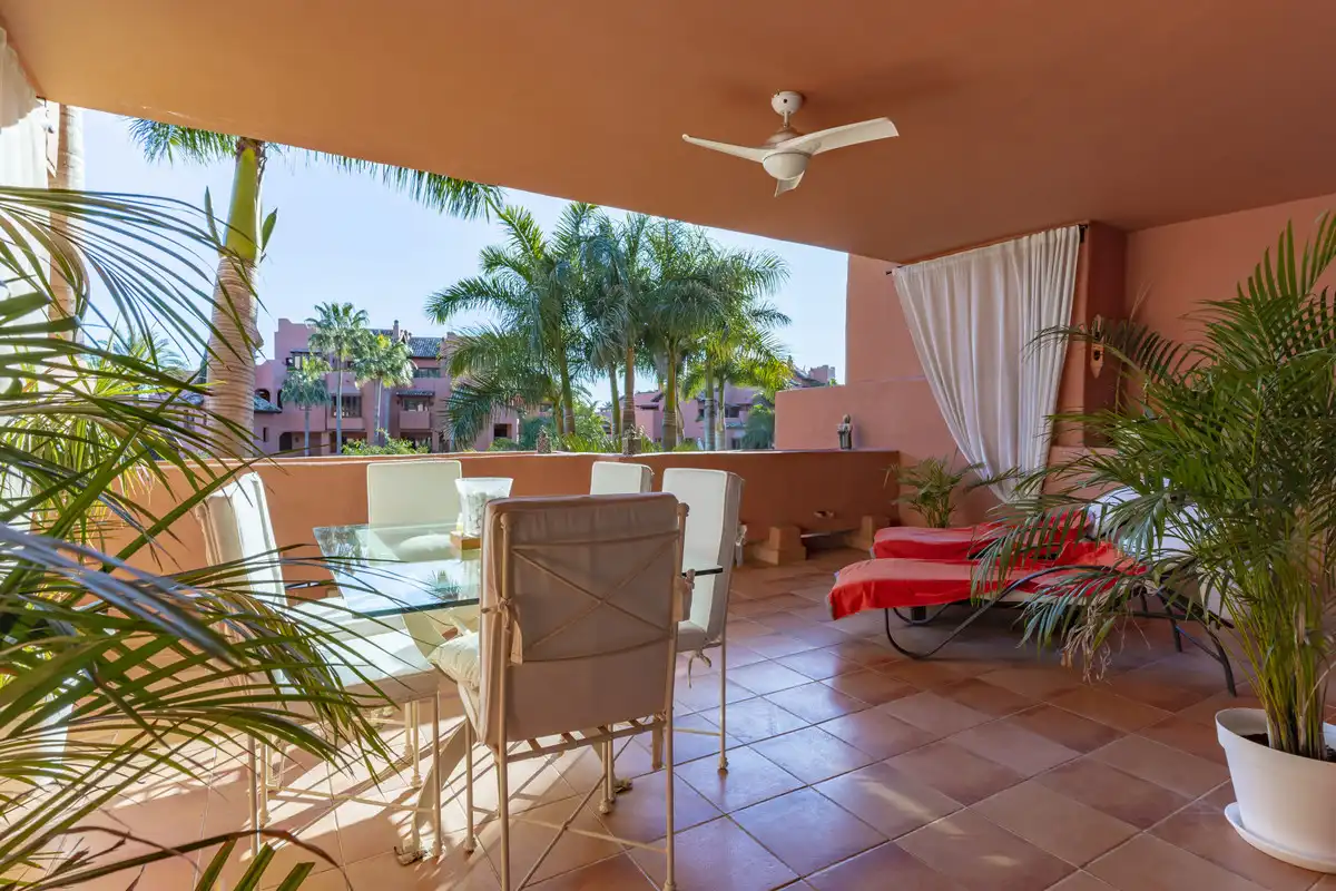 Apartamento con piscina en venta en Selwo, imagen 24