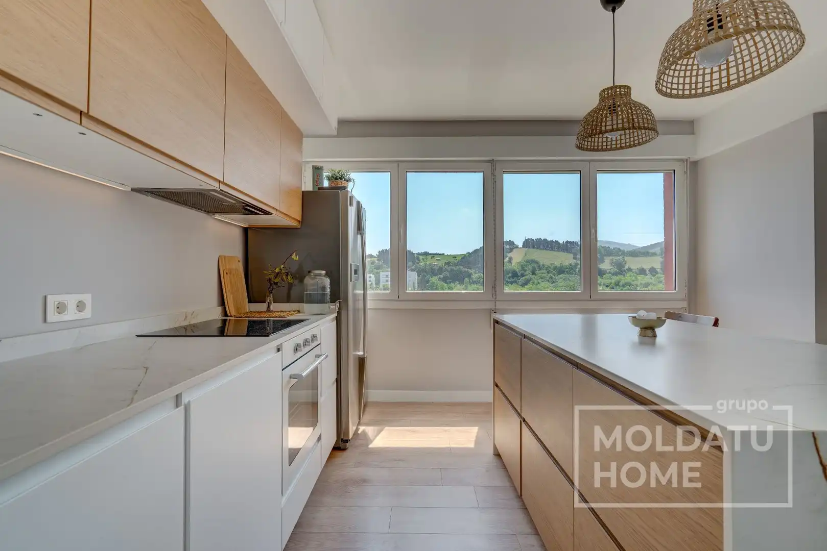Küche von Wohnung zum Verkauf in Zumaia mit Terrasse