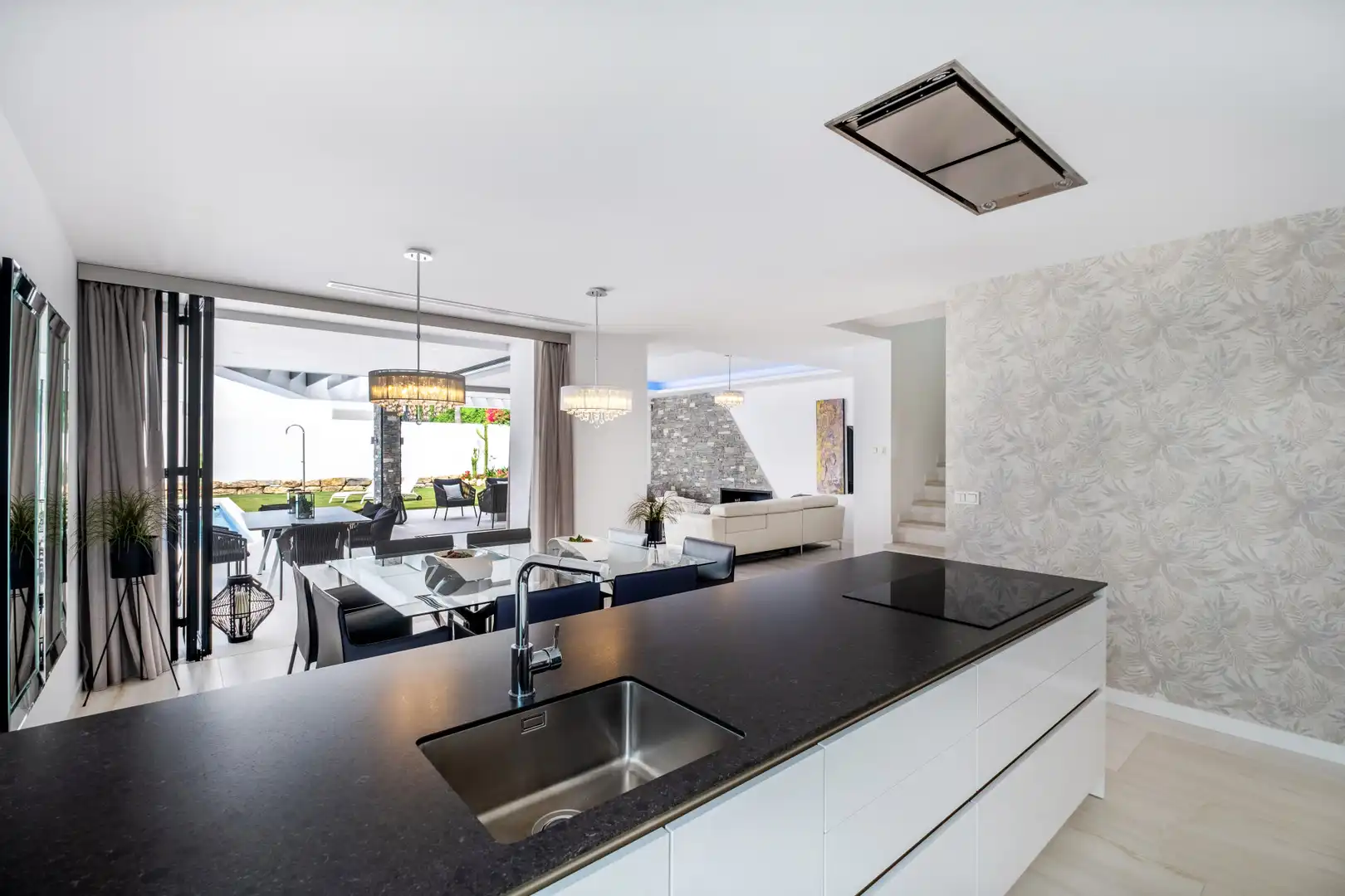 Houses for rent in JOSE ECHEGARAY-L VISTA PL, 158, Nueva Alcántara