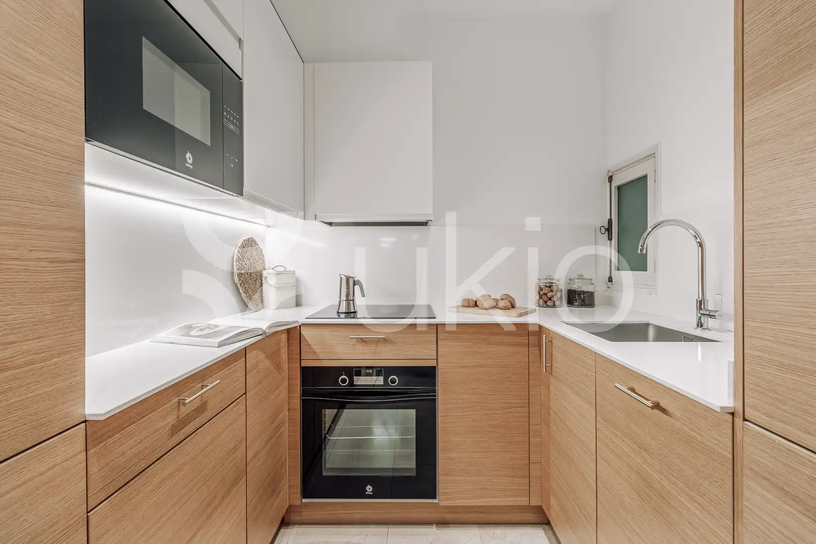 Apartament amb ascensor de lloguer a Calle de Almagro, imagen 4