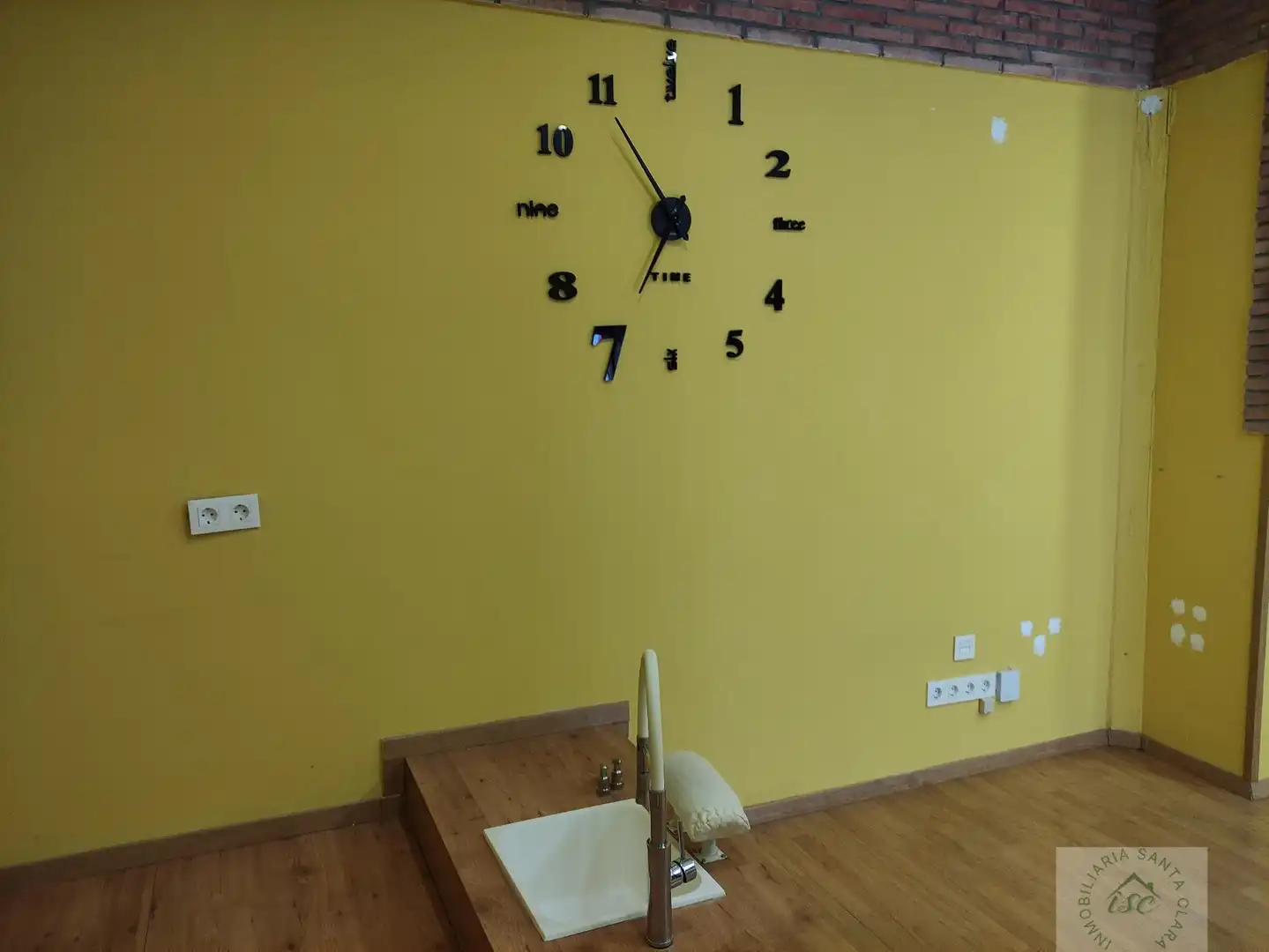 Living room of Commercial properties for rent in Bilbao 