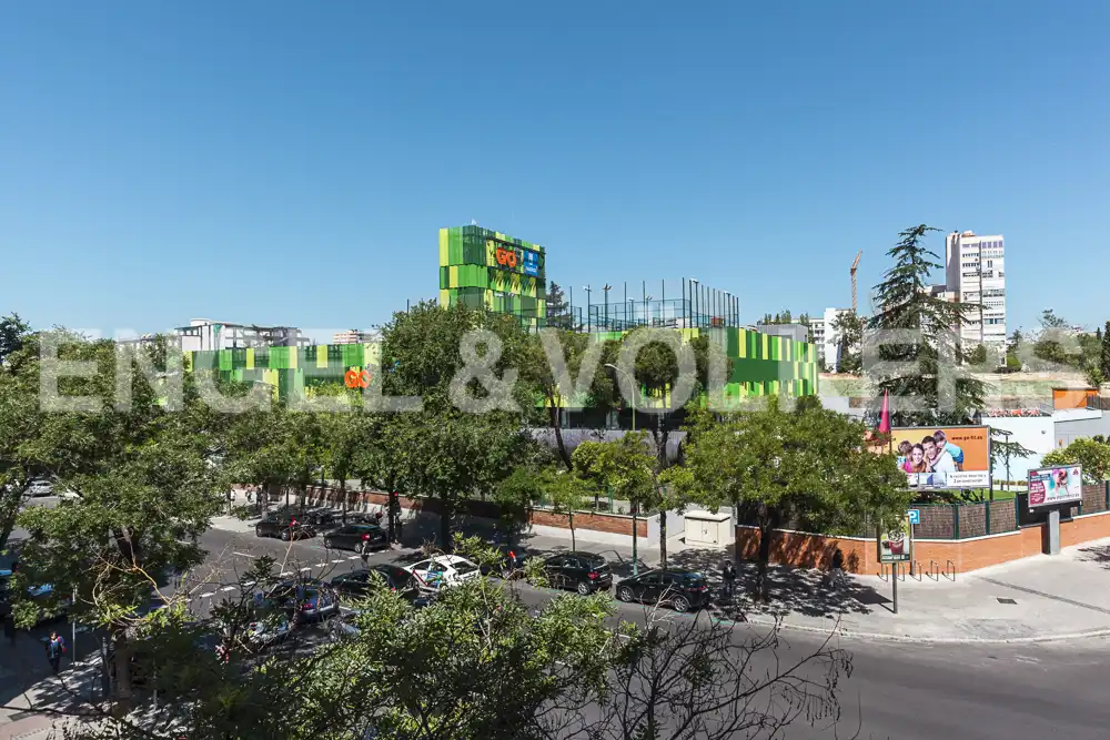 Vista exterior de Piso de alquiler en Madrid con Aire acondicionado, Calefacción y Parquet