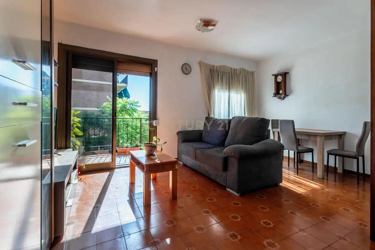 Sala de estar de Piso en venta en Nou Barris