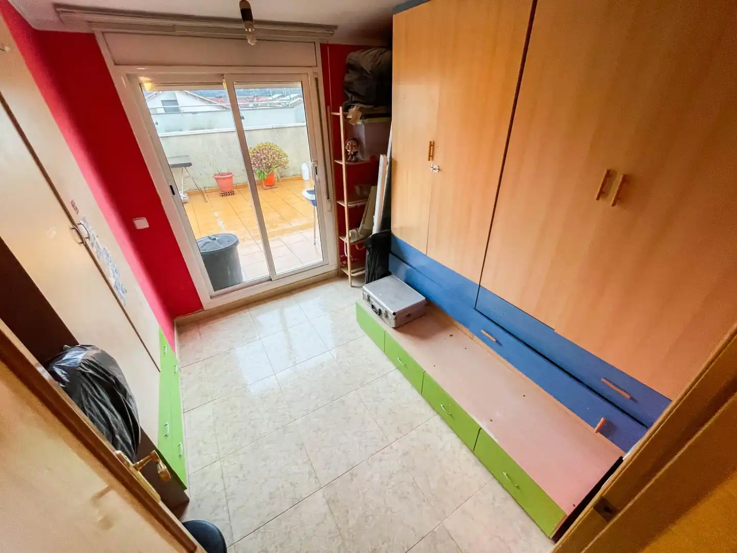 Habitación de Dúplex en venta en Olesa de Montserrat con Terraza y Balcón