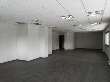 Oficina en venda a Calle Teixugueiras 32