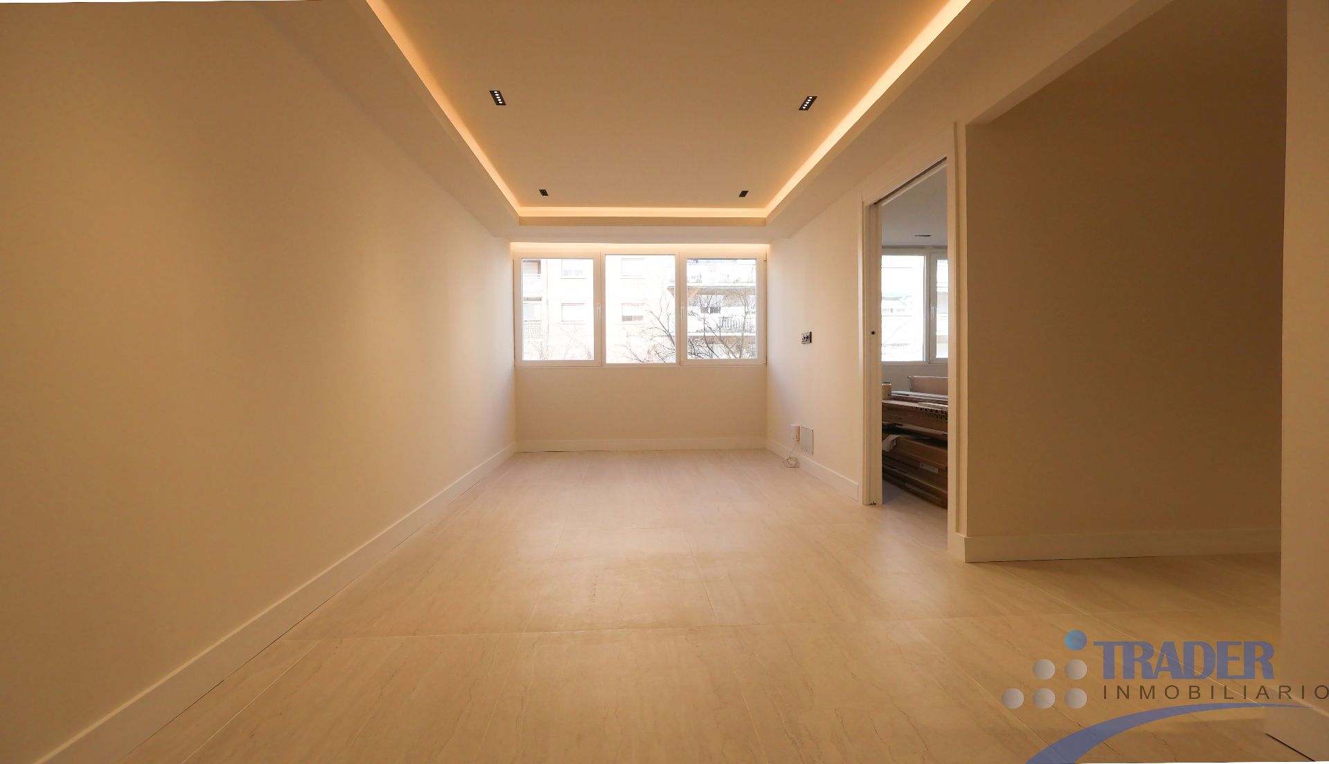 Flat for sale in Móstoles  with Air Conditioner and Heating