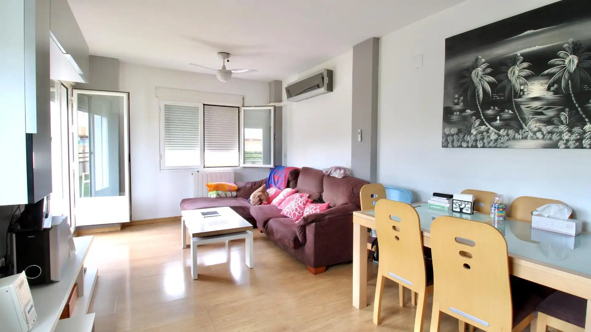 Sala de estar de Ático en venta en Churriana de la Vega con Aire acondicionado, Calefacción y Terraza