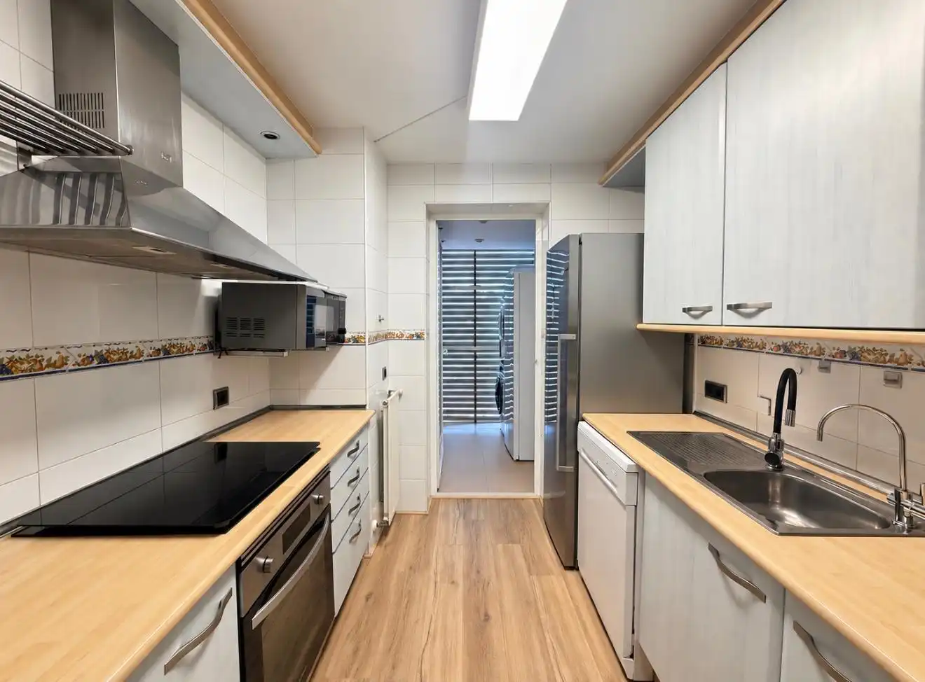 Küche von Wohnung zum Verkauf in  Palma de Mallorca mit Klimaanlage, Terrasse und Balkon