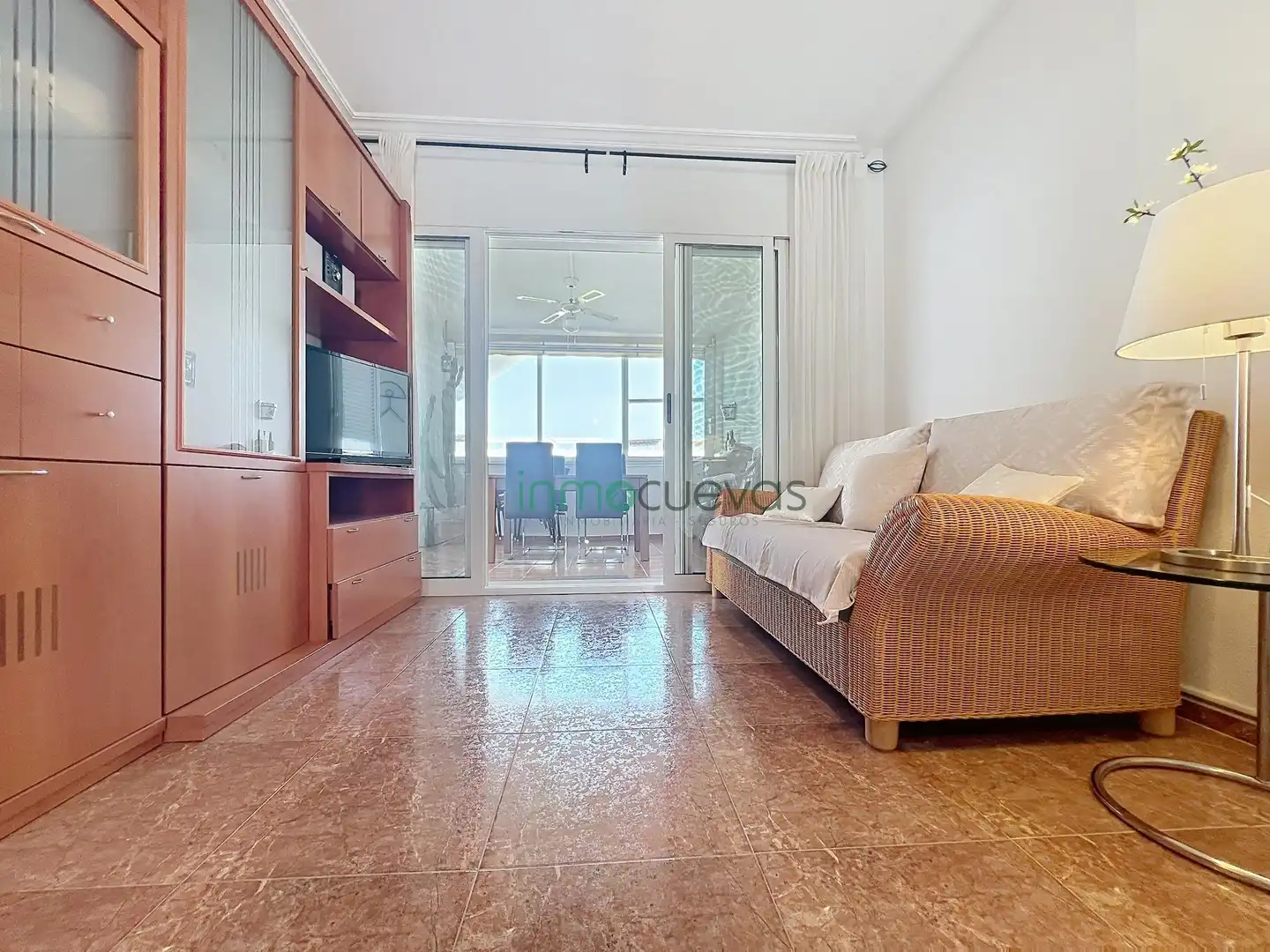 Sala d'estar de Àtic de lloguer en Vera amb Moblat