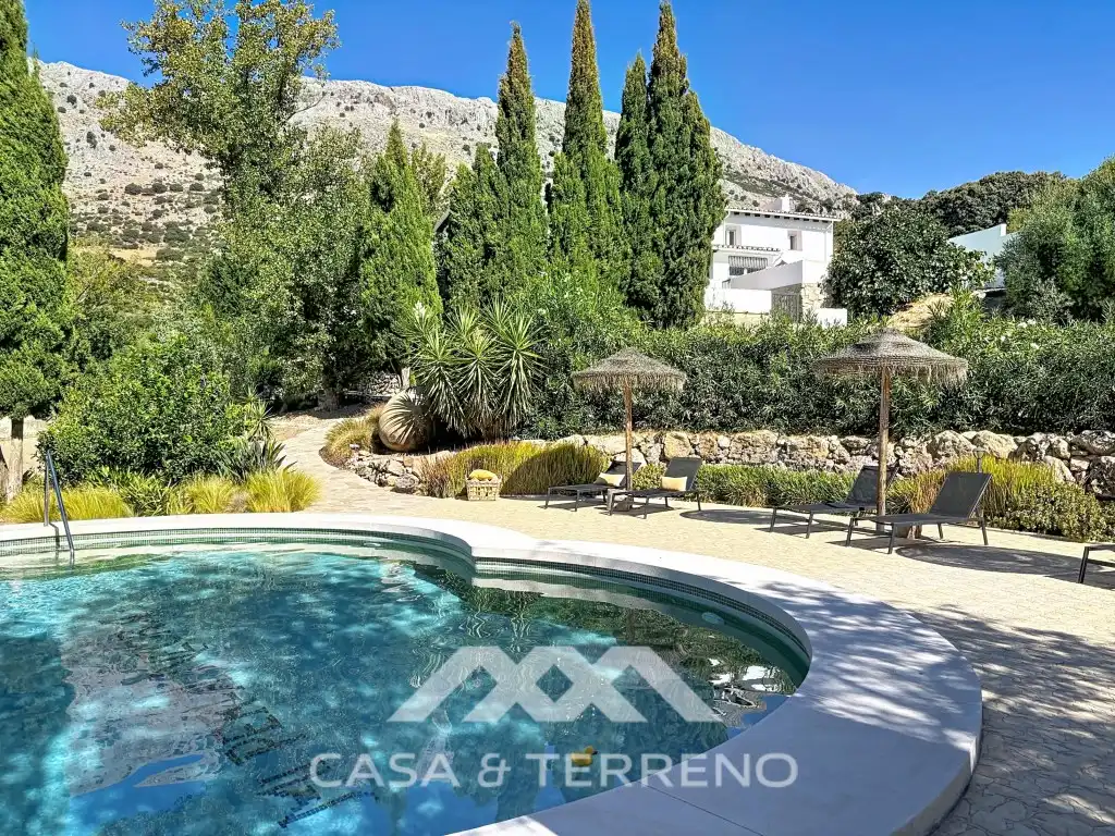 Exterior view of Houses for sale in Colmenar, Málaga