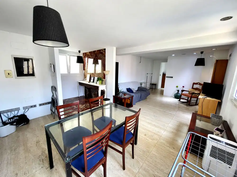 Sala de estar de Piso de alquiler en Vigo  con Amueblado, Horno y Lavadora