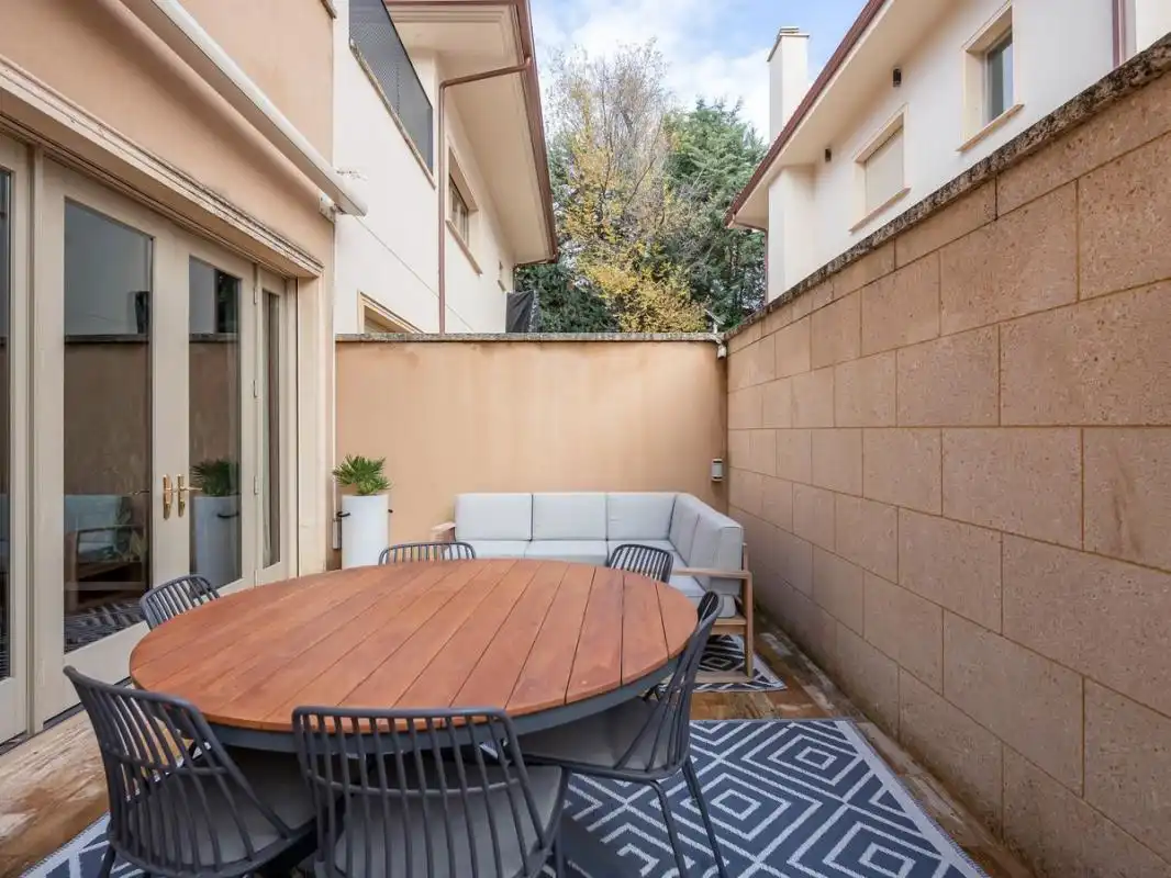 Casa a schiera con terrazza in affitto a Av. de Fuentelarreina, imagen 62