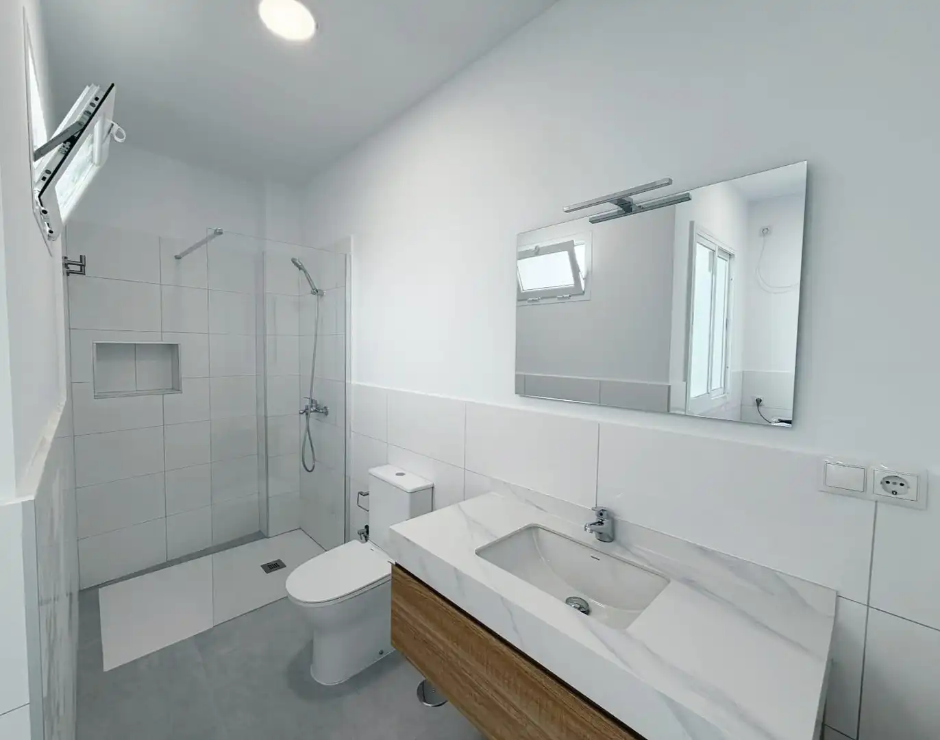 Bathroom of Flat for rent in Ingenio  with Terrace and Furnished