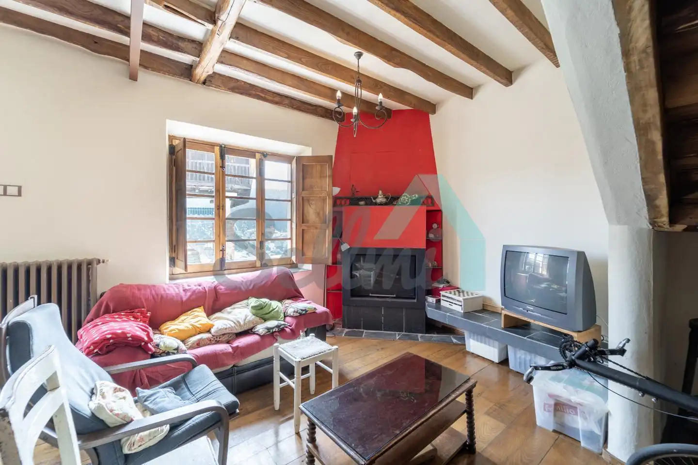 Wohnzimmer von Einfamilien-Reihenhaus zum Verkauf in Carreño mit Heizung, Privatgarten und Parkett