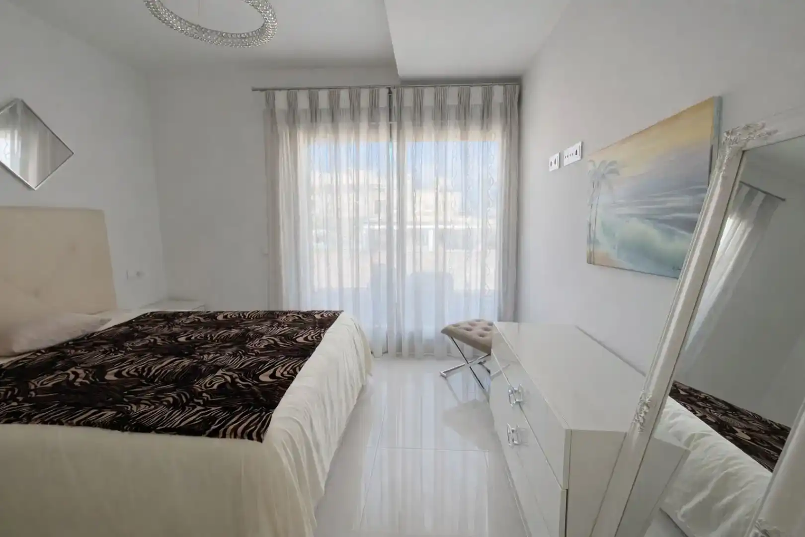 Schlafzimmer von Einfamilien-Reihenhaus zum Verkauf in Orihuela mit Schwimmbad