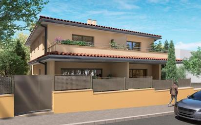 Exterior view of Single-family semi-detached for sale in Caldes de Malavella  with Air Conditioner, Heating and Terrace