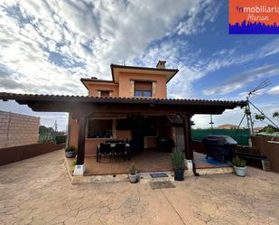 Terrassa de Casa o xalet en venda en Campillo de Aranda amb Piscina i Sauna