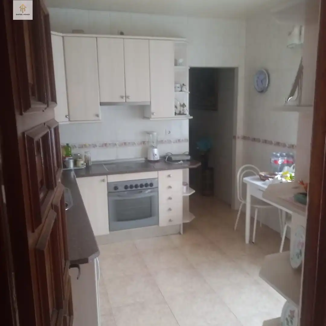 Cocina de Piso en venta en Plasencia con Calefacción, Parquet y Trastero