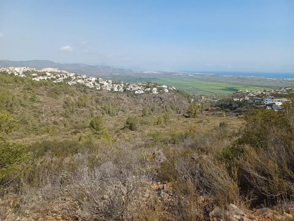Terreno en venta en El Ràfol d'Almúnia