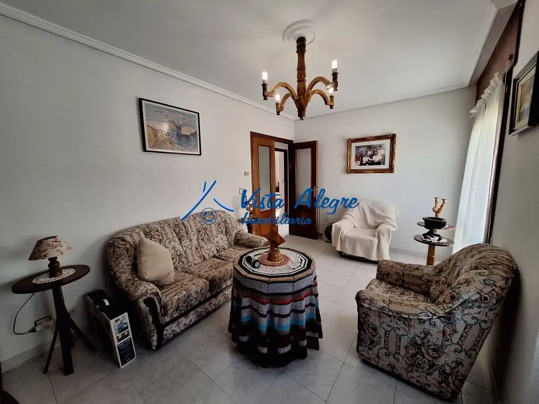 Sala de estar de Casa o chalet en venta en Gimileo con Calefacción, Terraza y Trastero