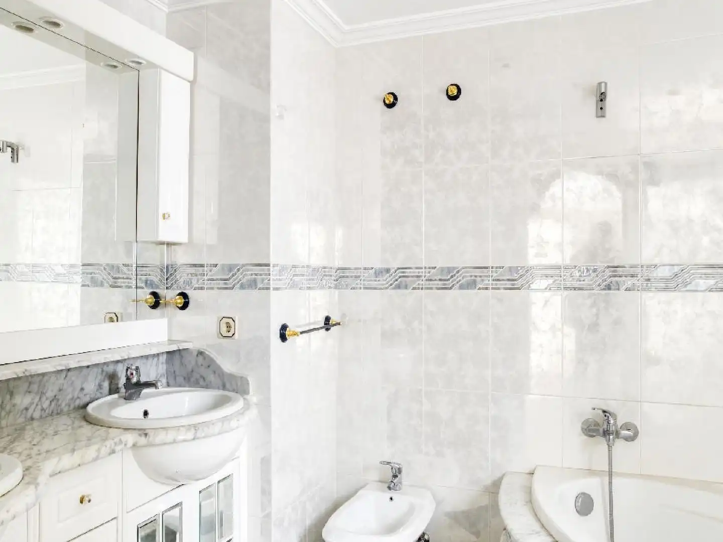 Baño de Piso en venta en Atzeneta d'Albaida con Terraza y Trastero