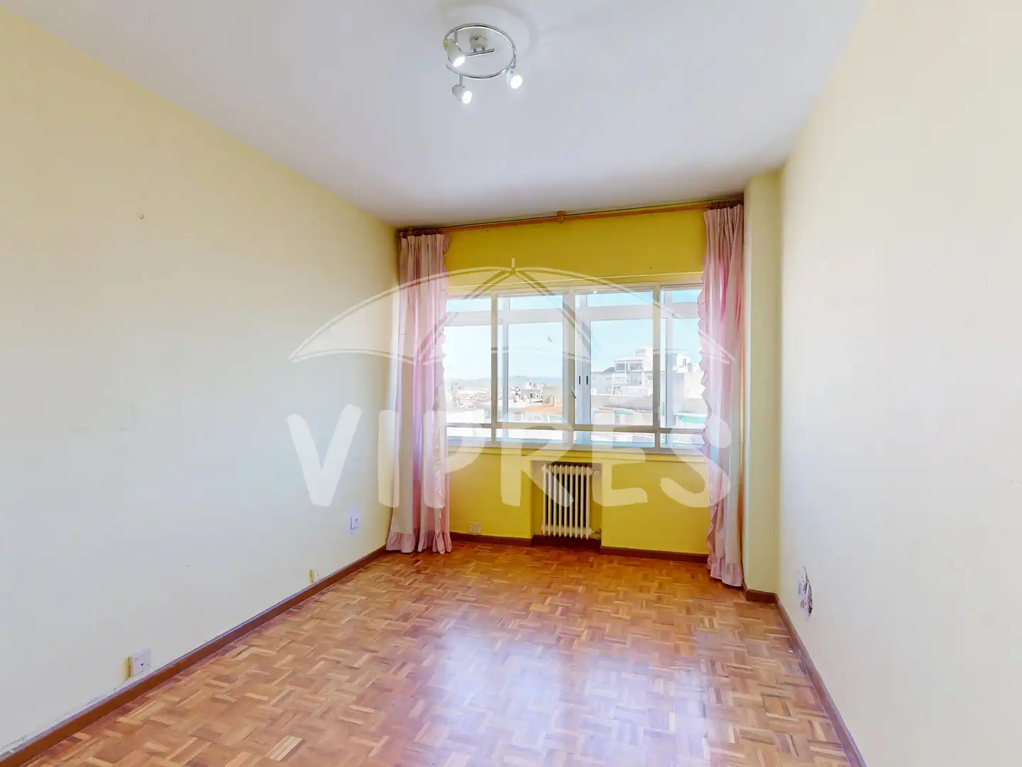 Habitación de Piso en venta en Mérida con Calefacción, Parquet y Balcón
