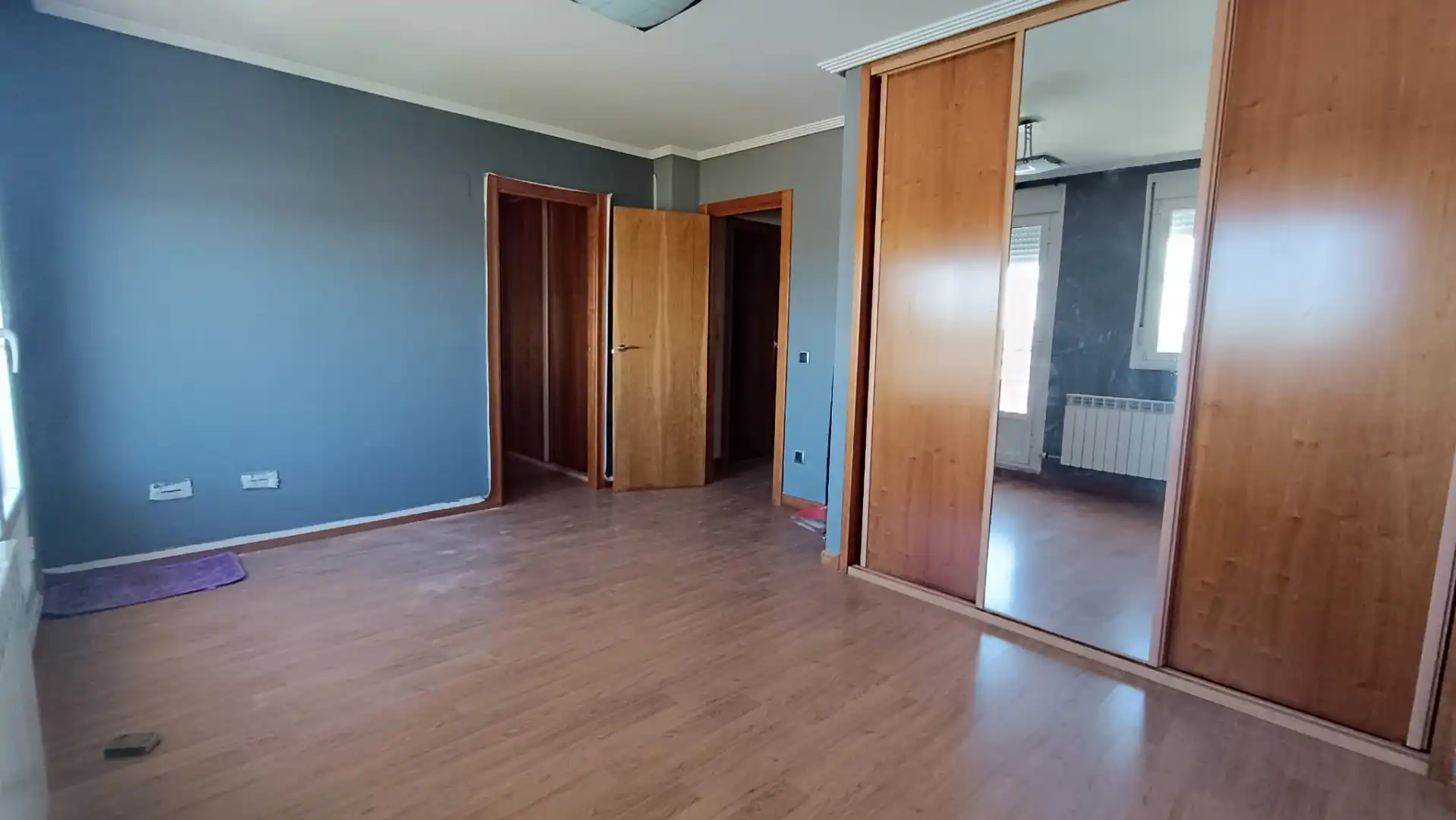Schlafzimmer von Haus oder Chalet zum Verkauf in Villares de la Reina mit Heizung und Terrasse