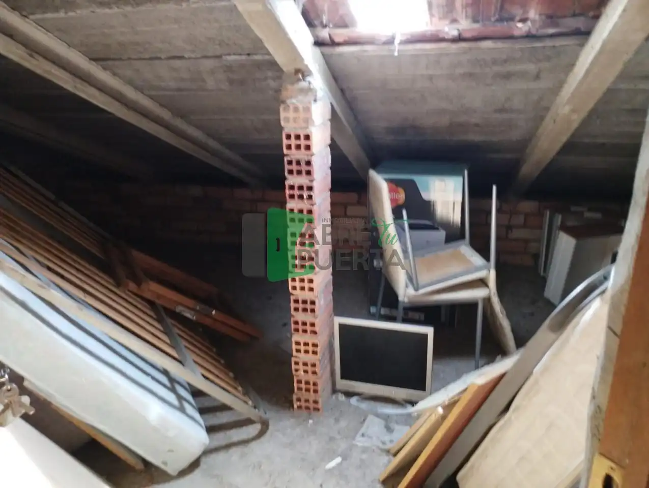 Piso en venta en San Miguel de la Ribera con Calefacción, Trastero y Amueblado