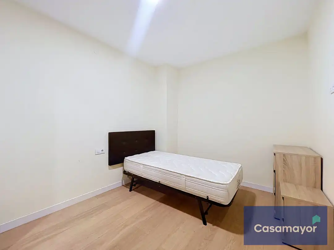 Flat for sale in Alicante / Alacant  with Oven, Washing machine and Microwave