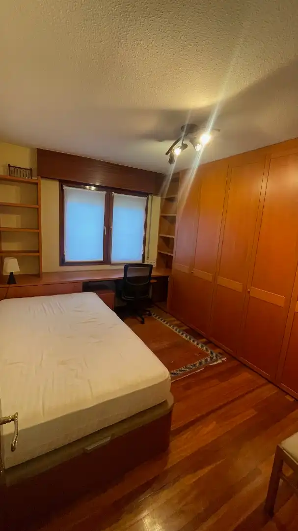 Habitación de Piso en venta en Portugalete con Calefacción, Terraza y Trastero