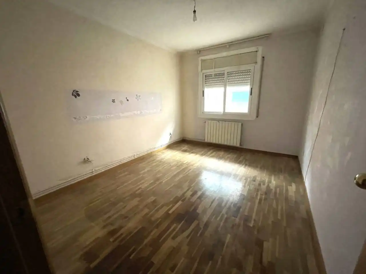 Dormitori de Pis en venda en Sant Boi de Llobregat amb Calefacció i Parquet
