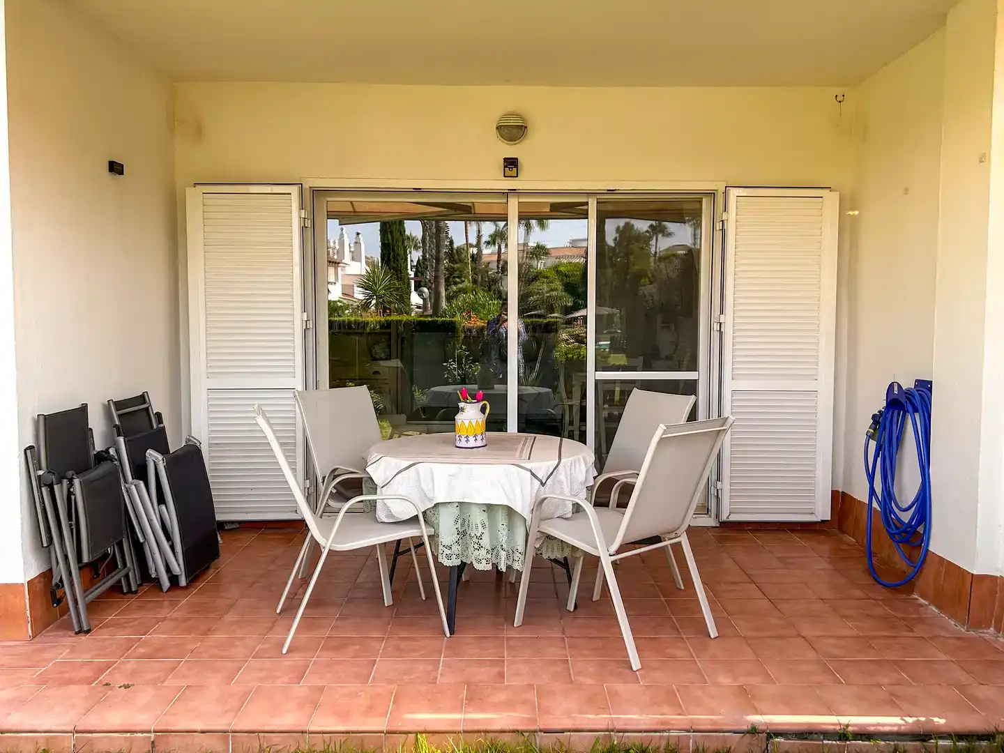 Terrassa de Planta baixa de lloguer en Rota amb Aire condicionat, Jardí privat i Piscina