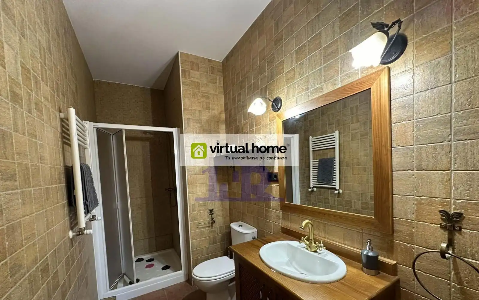Baño de Casa o chalet en venta en Cuenca con Aire acondicionado