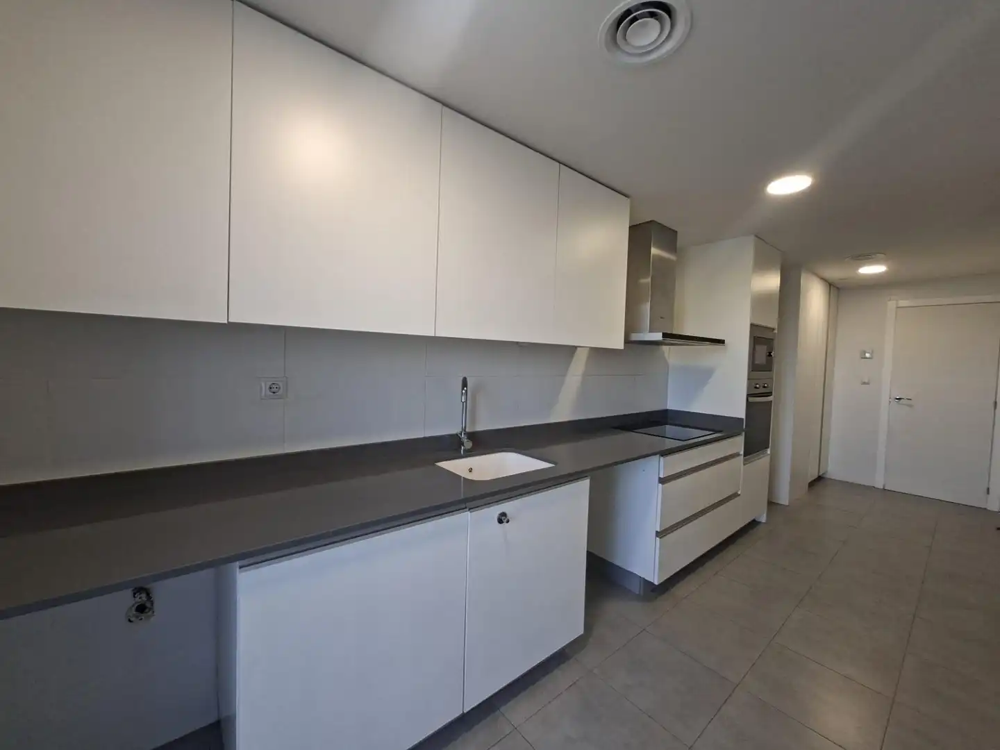 Cocina de Ático de alquiler en Aldaia con Aire acondicionado, Parquet y Terraza