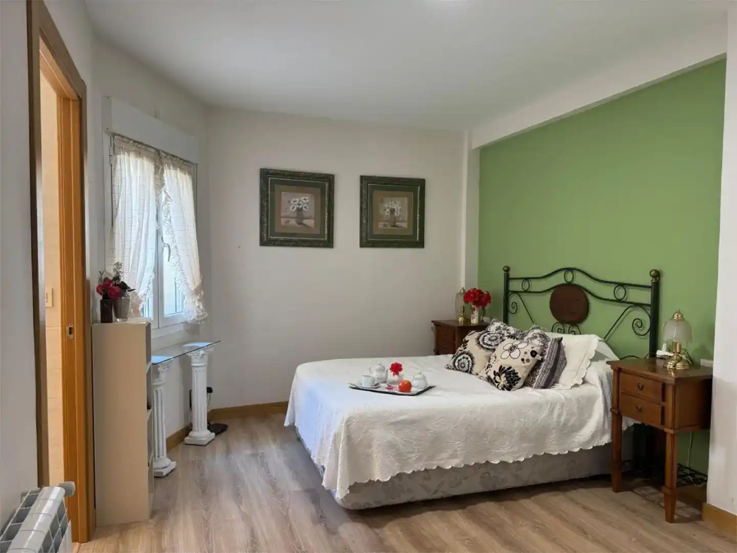 Bedroom of Flat for sale in Lovaina