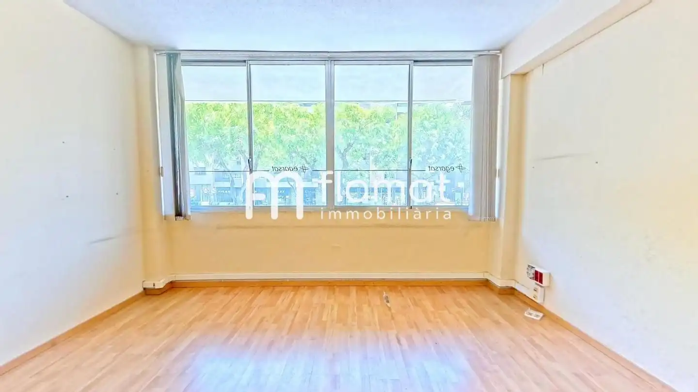 Bedroom of Office for sale in Tarragona