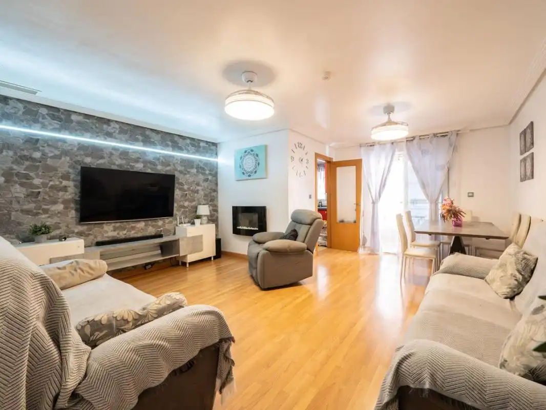 Flat with terrace for sale in C. los Molinos, imagen 2